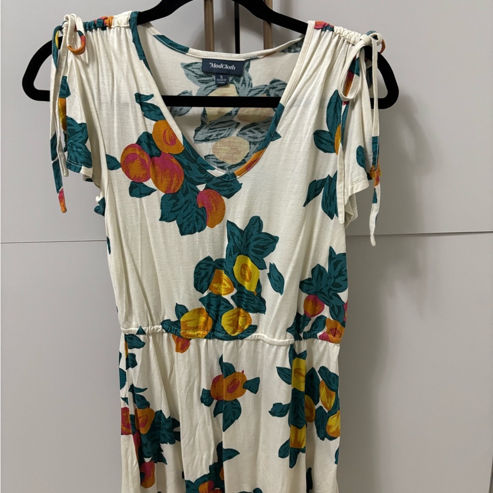 ModCloth Floral Dress with Tie Shoulders fruit orange clementine oranges leaves